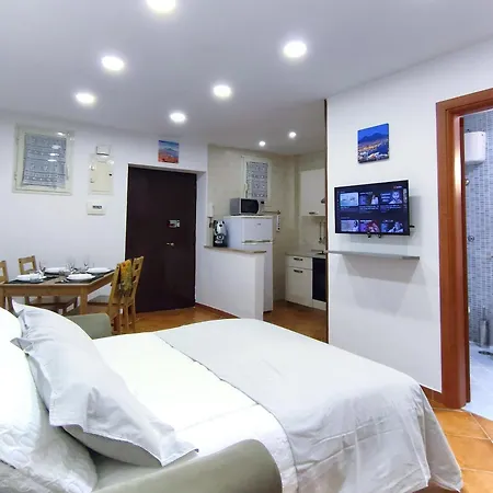 Chiaia House Vetriera Neapol