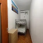 Διαμέρισμα Chiaia House Vetriera *