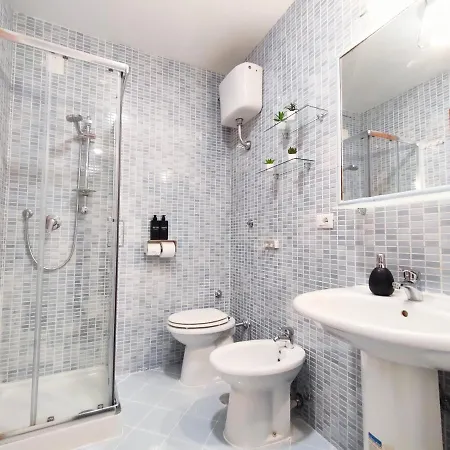Chiaia House Vetriera Naples