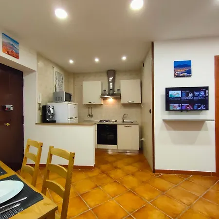 Apartment Chiaia House Vetriera