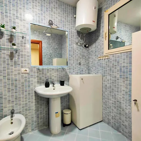 Apartment Chiaia House Vetriera Naples